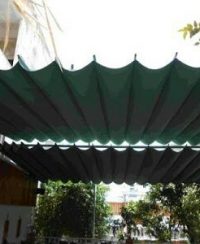 Bạt xếp quán cafe